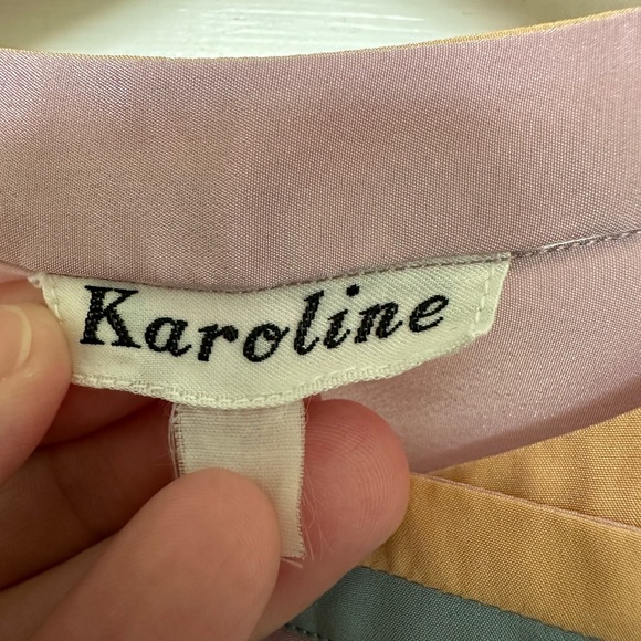Vintage Karoline 1970's Blouse Mauve Asymetrical Pleats Green Gold Trim Fits M - Picture 10 of 11